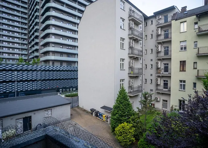 Apartment Zabrska 18 Spacious By Bookinghost *