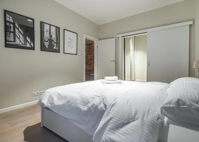 Appartement Zabrska 18 Spacious By Bookinghost